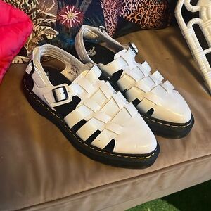 Dr. Marten Oriana patent leather closed to fisherman’s sandal